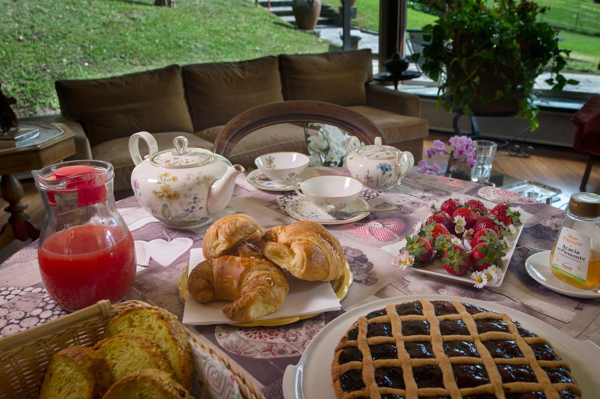 Il Colombe B&B Barzanò Εξωτερικό φωτογραφία